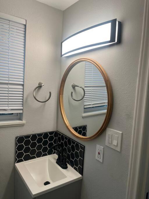 Cozy 1 Bed Close To Downtown هيوستن المظهر الخارجي الصورة